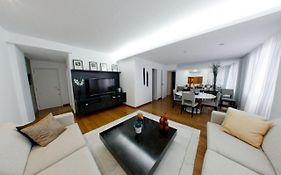 Leblon House Cupertino perto da praia portaria 24 h garagem ar condicionado e lava seca roupas